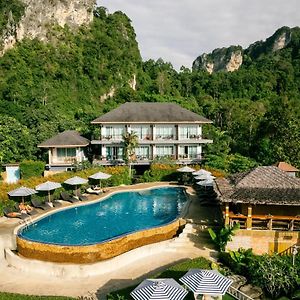 Railay Phutawan Resort